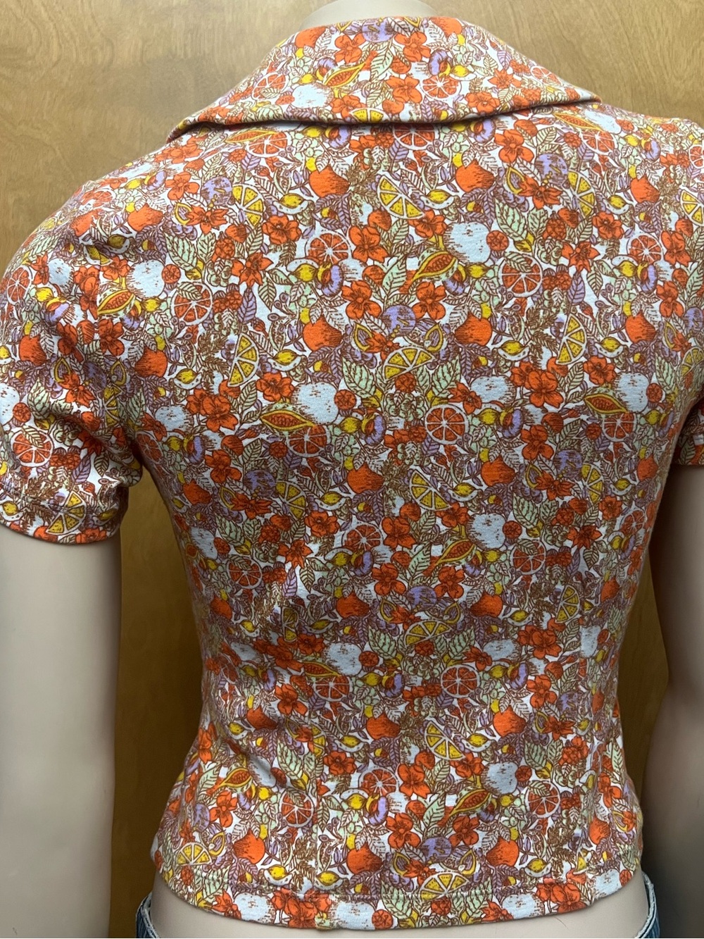 Anthropologie Maeve Ruched Button-Front Citrus/Floral Top, seen on General Hosp! - Picture 7 of 16